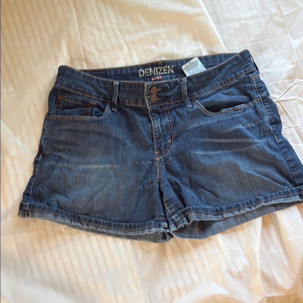 Denizen from Levi's Blue Jean Shorts Classic Style